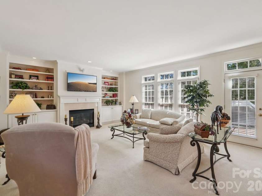 2321 Treymore Lane, Charlotte, NC 28262.  MLS# CAR4354013, YatesRealty ID 4853. 