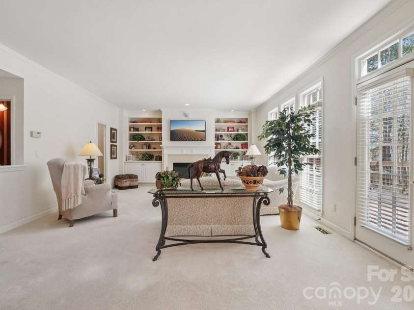 2321 Treymore Lane, Charlotte, NC 28262.  MLS# CAR4354013, YatesRealty ID 4853. 
