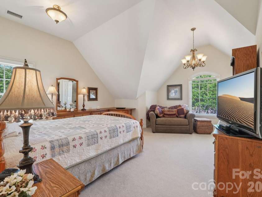 2321 Treymore Lane, Charlotte, NC 28262.  MLS# CAR4354013, YatesRealty ID 4853. 
