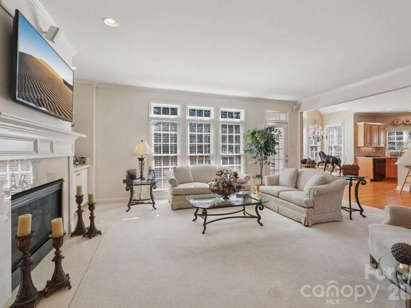 2321 Treymore Lane, Charlotte, NC 28262.  MLS# CAR4354013, YatesRealty ID 4853. 