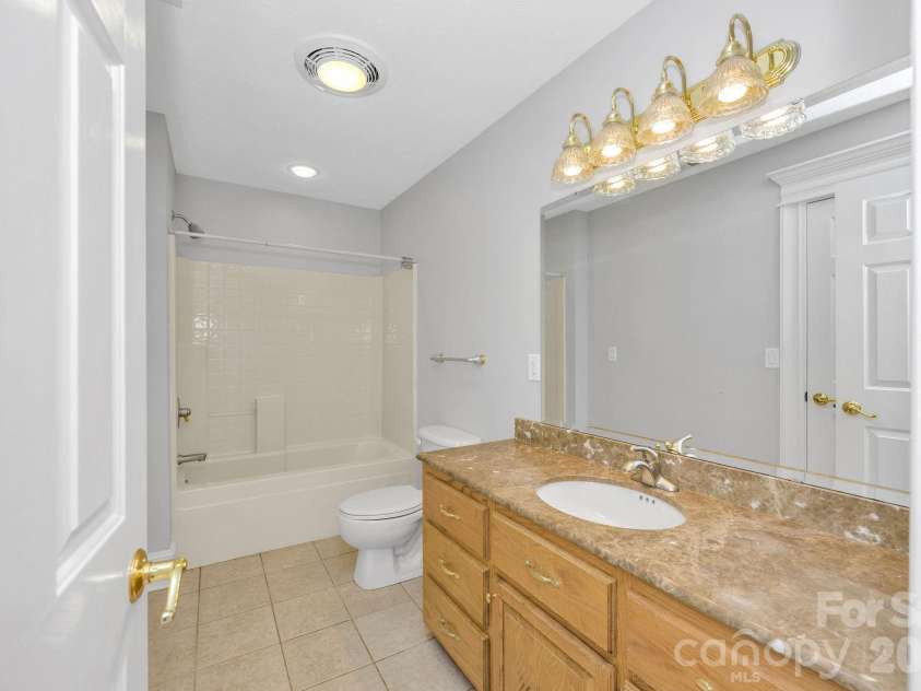 450 Hwy 88 None, Jefferson, NC 28640.  MLS# CAR4420382, YatesRealty ID 48530. Upper Level Bath 2