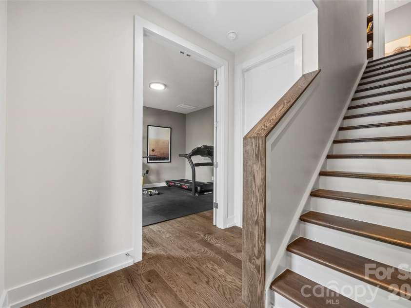 4017 Plaza Row Court, Charlotte, NC 28205.  MLS# CAR4420439, YatesRealty ID 48535. 