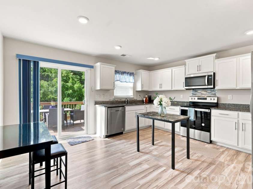 117 Colt Street, Candler, NC 28715.  MLS# CAR4418190, YatesRealty ID 48536. 