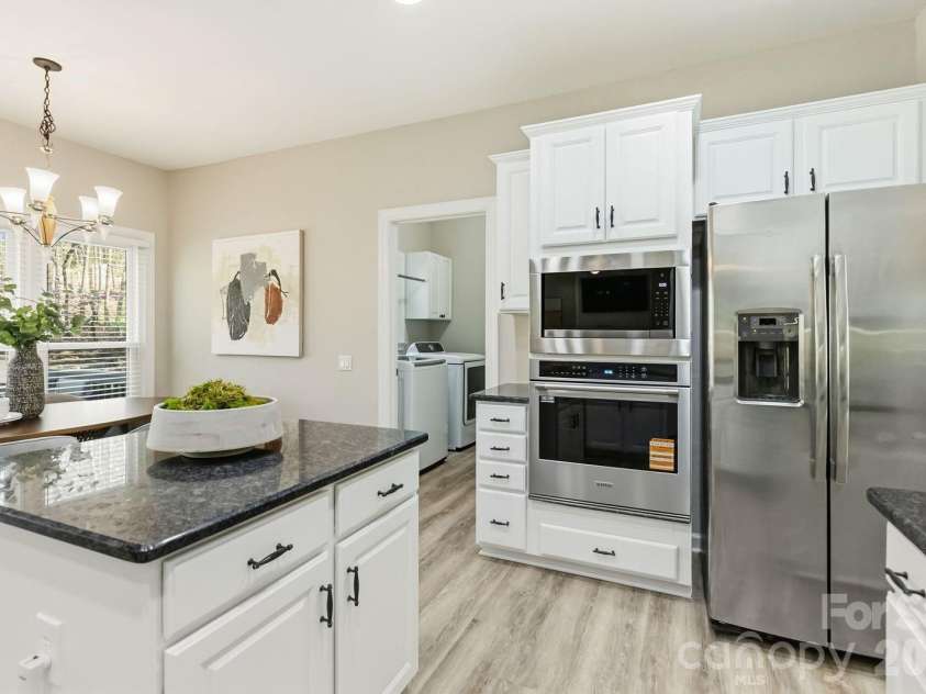 2732 Providence Spring Lane, Charlotte, NC 28270.  MLS# CAR4357964, YatesRealty ID 4854. 