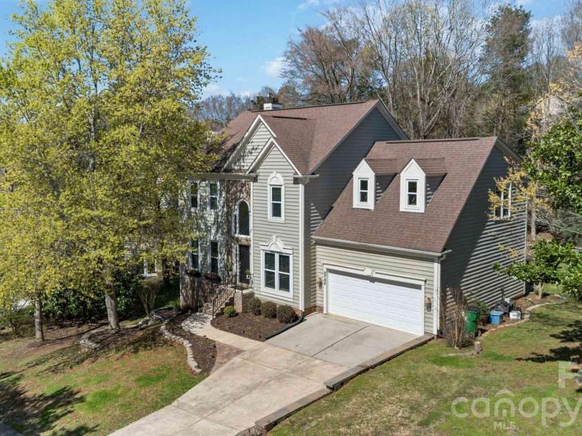 2732 Providence Spring Lane, Charlotte, NC 28270.  MLS# CAR4357964, YatesRealty ID 4854. 