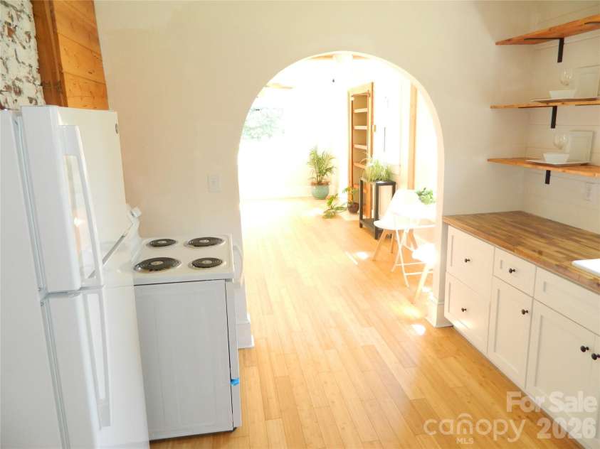 4441 Hickory Nut Ridge Road, Hudson, NC 28638.  MLS# CAR4420319, YatesRealty ID 48545. 