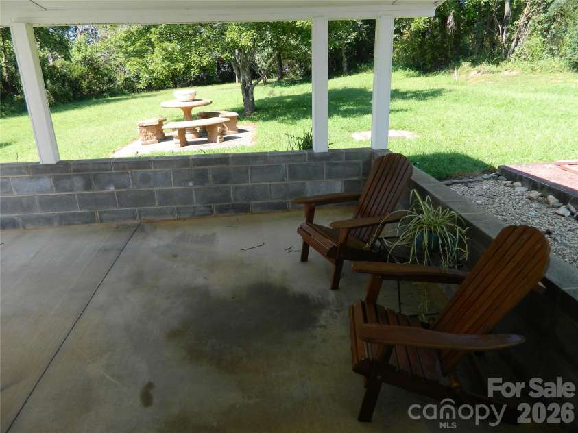4441 Hickory Nut Ridge Road, Hudson, NC 28638.  MLS# CAR4420319, YatesRealty ID 48545. 