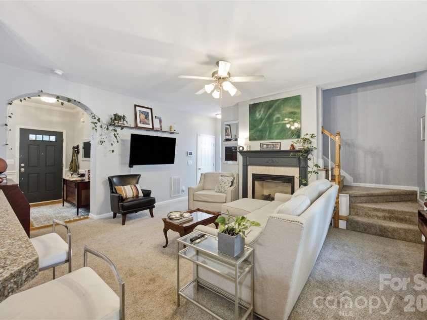 9639 Corbett Square Lane, Charlotte, NC 28214.  MLS# CAR4417984, YatesRealty ID 48548. 