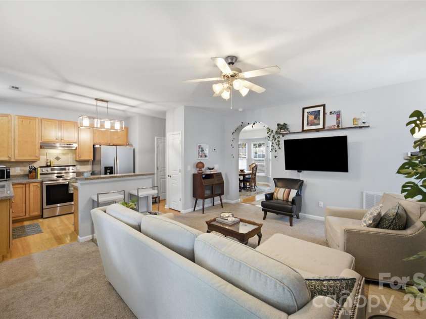 9639 Corbett Square Lane, Charlotte, NC 28214.  MLS# CAR4417984, YatesRealty ID 48548. 