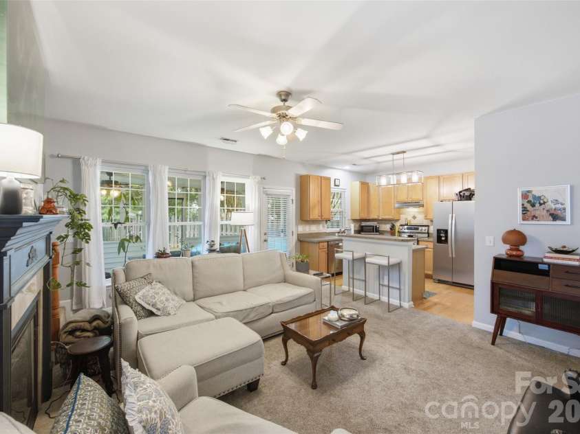 9639 Corbett Square Lane, Charlotte, NC 28214.  MLS# CAR4417984, YatesRealty ID 48548. 