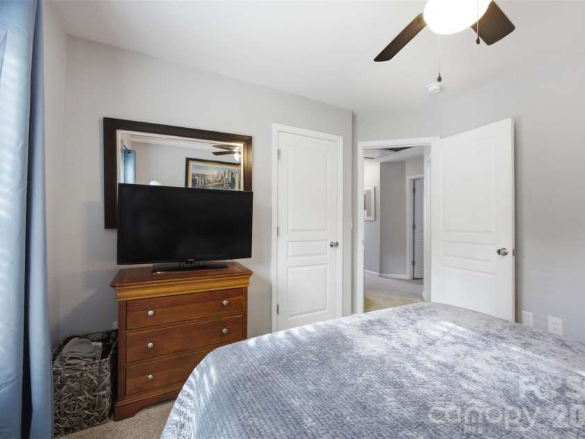 9639 Corbett Square Lane, Charlotte, NC 28214.  MLS# CAR4417984, YatesRealty ID 48548. 