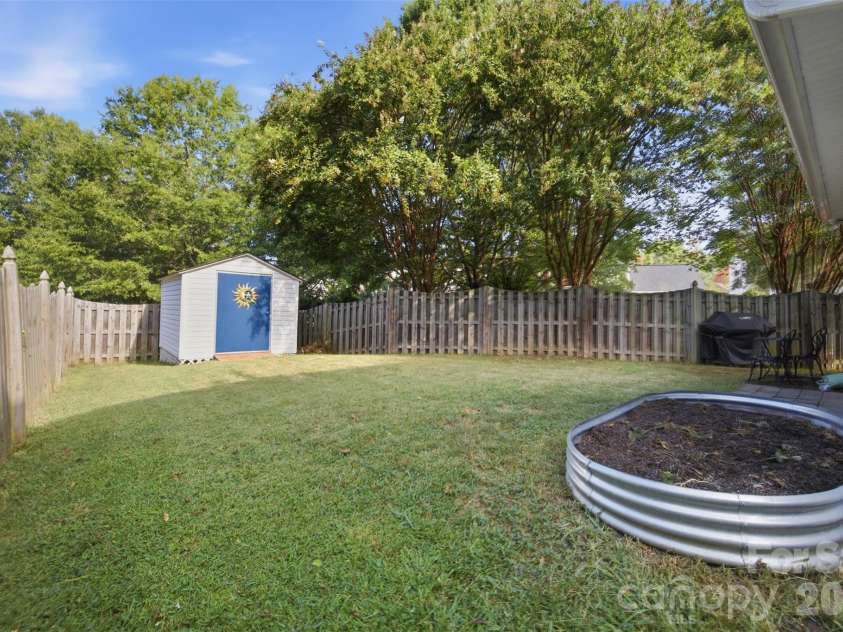 9639 Corbett Square Lane, Charlotte, NC 28214.  MLS# CAR4417984, YatesRealty ID 48548. 