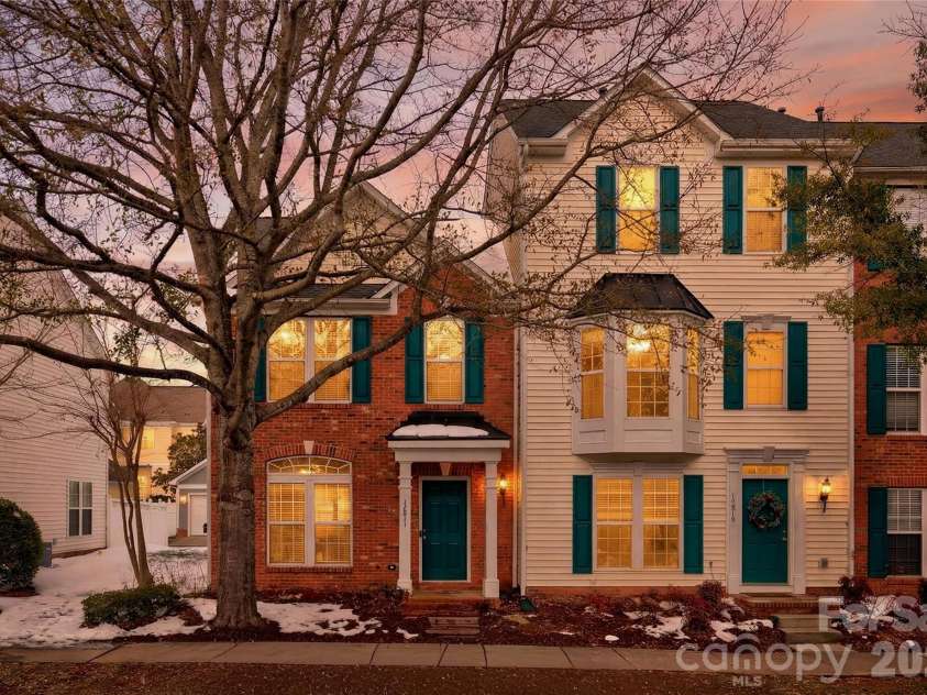 12811 Bullock Greenway Boulevard, Charlotte, NC 28277.  MLS# CAR4336127, YatesRealty ID 4855. 