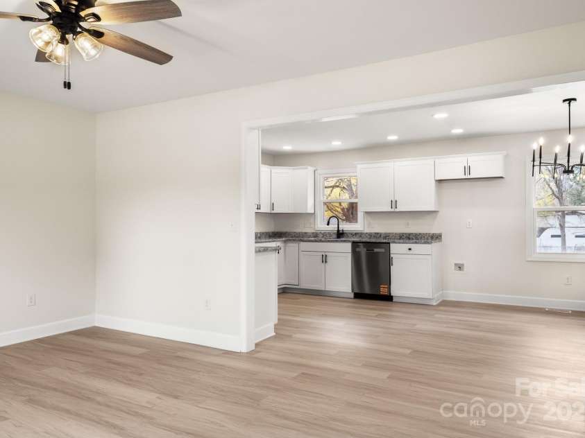 1152 Mt Holly Road, Rock Hill, SC 29730.  MLS# CAR4321559, YatesRealty ID 48551. 