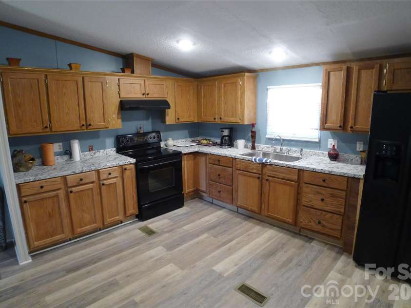 2005 Monico Lane, Yadkinville, NC 27055.  MLS# CAR4421238, YatesRealty ID 48551. 