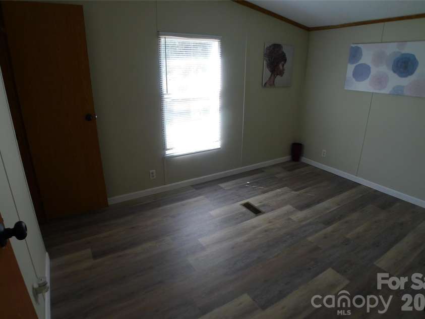 2005 Monico Lane, Yadkinville, NC 27055.  MLS# CAR4421238, YatesRealty ID 48551. 