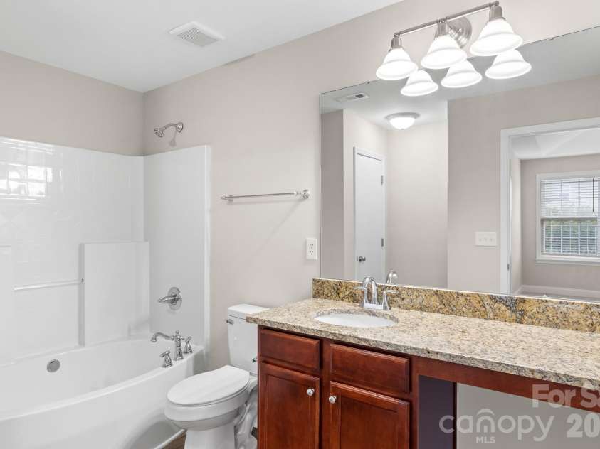 4243 Everest Drive, Gastonia, NC 28054.  MLS# CAR4418558, YatesRealty ID 48553. 