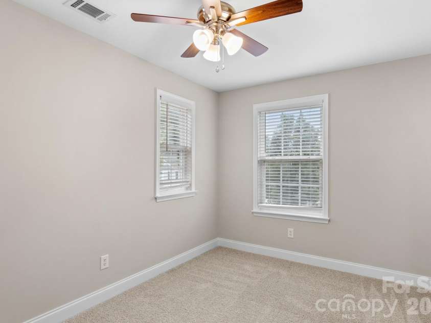 4243 Everest Drive, Gastonia, NC 28054.  MLS# CAR4418558, YatesRealty ID 48553. 
