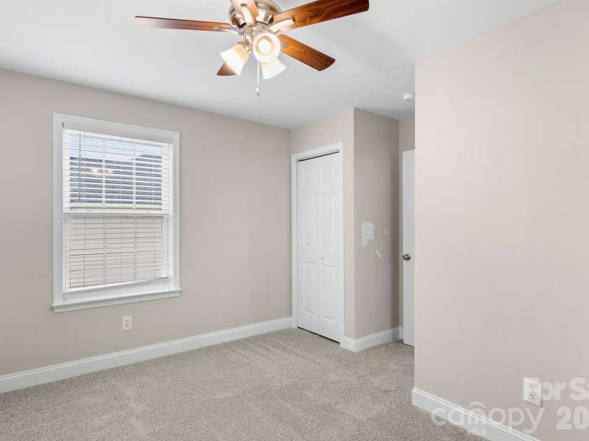 4243 Everest Drive, Gastonia, NC 28054.  MLS# CAR4418558, YatesRealty ID 48553. 