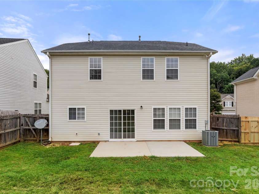4243 Everest Drive, Gastonia, NC 28054.  MLS# CAR4418558, YatesRealty ID 48553. 