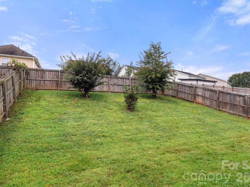 4243 Everest Drive, Gastonia, NC 28054.  MLS# CAR4418558, YatesRealty ID 48553. 