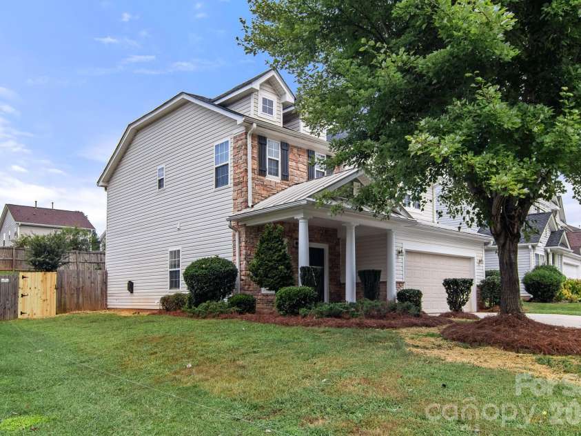 4243 Everest Drive, Gastonia, NC 28054.  MLS# CAR4418558, YatesRealty ID 48553. 