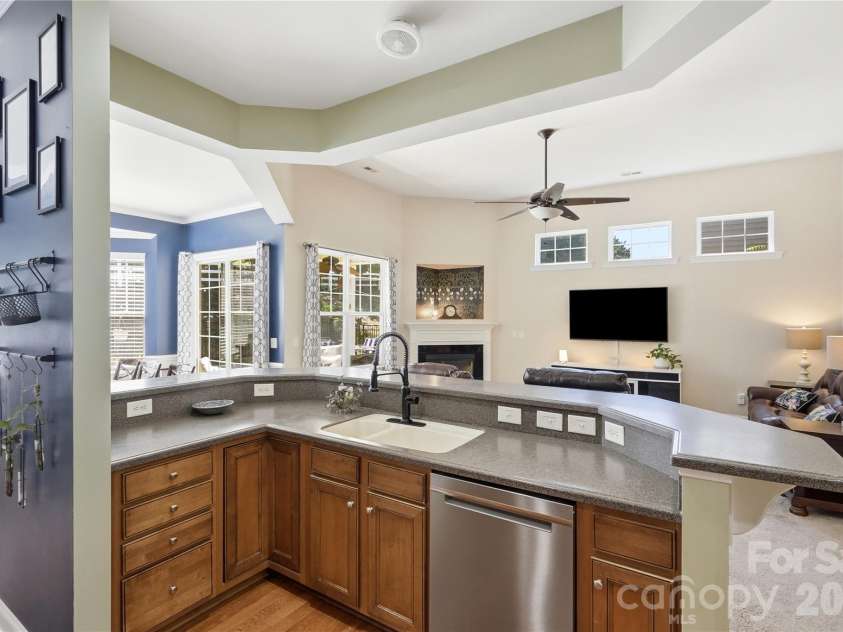 3559 Valiant Avenue, Concord, NC 28027.  MLS# CAR4421112, YatesRealty ID 48555. 