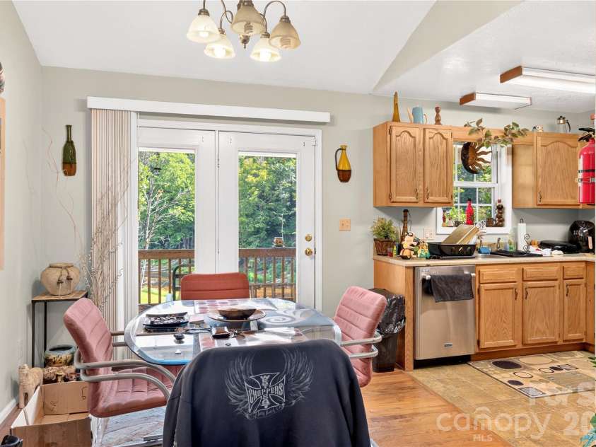 791 Mckinney Road, Burnsville, NC 28714.  MLS# CAR4418571, YatesRealty ID 48556. 