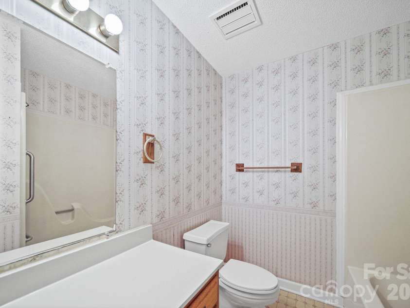4207 Deerfield Drive, Monroe, NC 28112.  MLS# CAR4421140, YatesRealty ID 48557. 