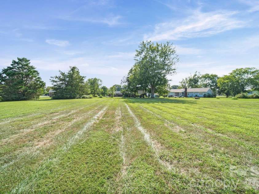 4207 Deerfield Drive, Monroe, NC 28112.  MLS# CAR4421140, YatesRealty ID 48557. 
