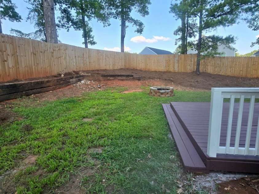 124 Winding Canyon Drive, Charlotte, NC 28214.  MLS# CAR4412852, YatesRealty ID 48558. 