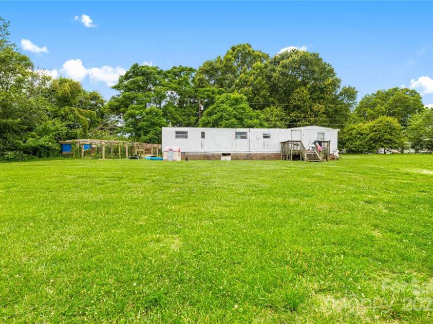 116 & 118 Webb Road, Shelby, NC 28152.  MLS# CAR4224629, YatesRealty ID 4856. 