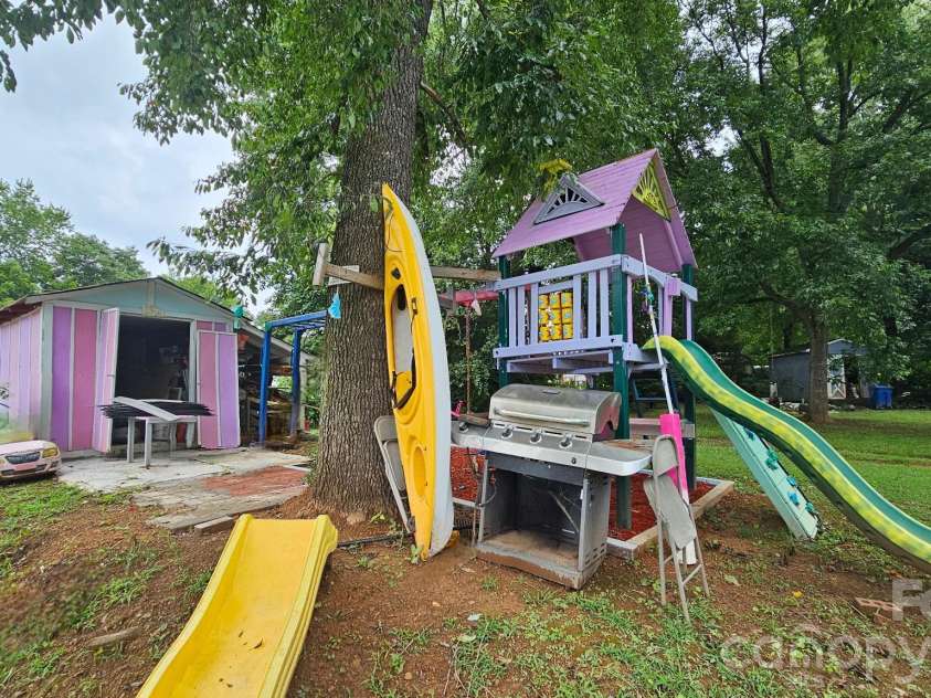 453 Parker Circle, Norwood, NC 28128.  MLS# CAR4284785, YatesRealty ID 4856. 