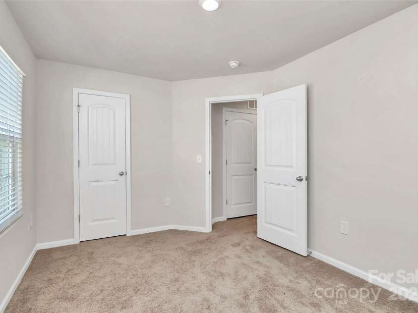 508 Hawley Street, Charlotte, NC 28214.  MLS# CAR4233328, YatesRealty ID 4856. 