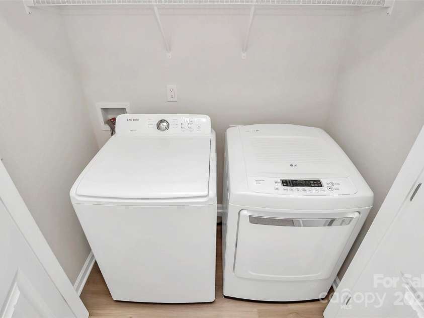 508 Hawley Street, Charlotte, NC 28214.  MLS# CAR4233328, YatesRealty ID 4856. 