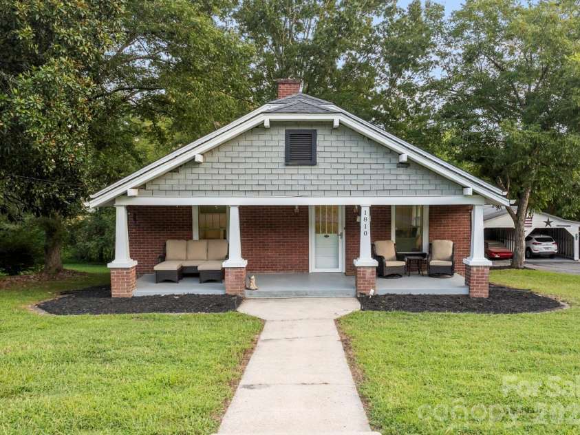 1810 Central Drive, Kannapolis, NC 28083.  MLS# CAR4421078, YatesRealty ID 48561. Front View
