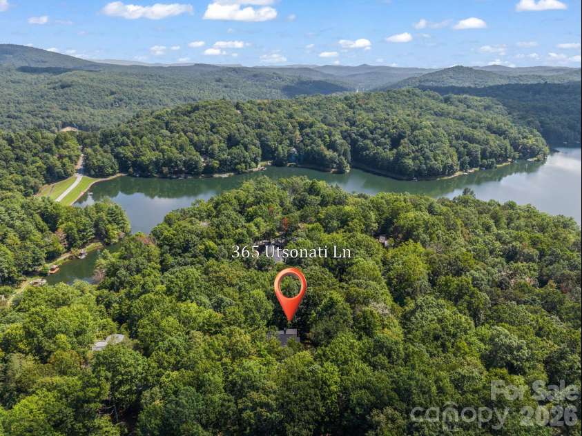 365 Utsonati Lane, Brevard, NC 28712.  MLS# CAR4421033, YatesRealty ID 48562. 