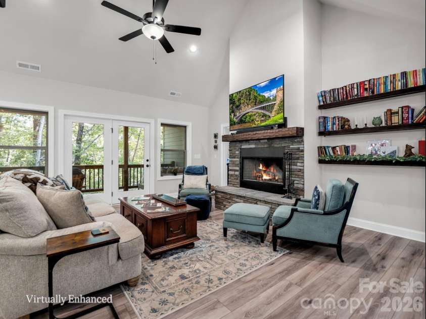 365 Utsonati Lane, Brevard, NC 28712.  MLS# CAR4421033, YatesRealty ID 48562. 