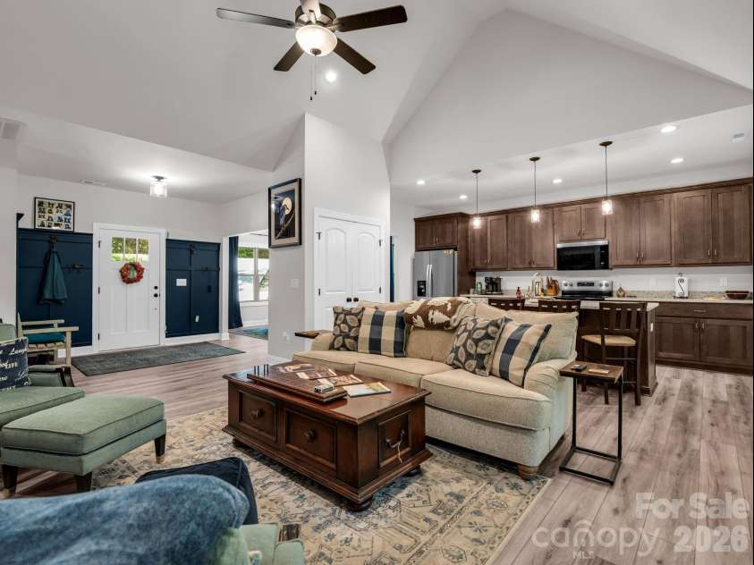 365 Utsonati Lane, Brevard, NC 28712.  MLS# CAR4421033, YatesRealty ID 48562. 