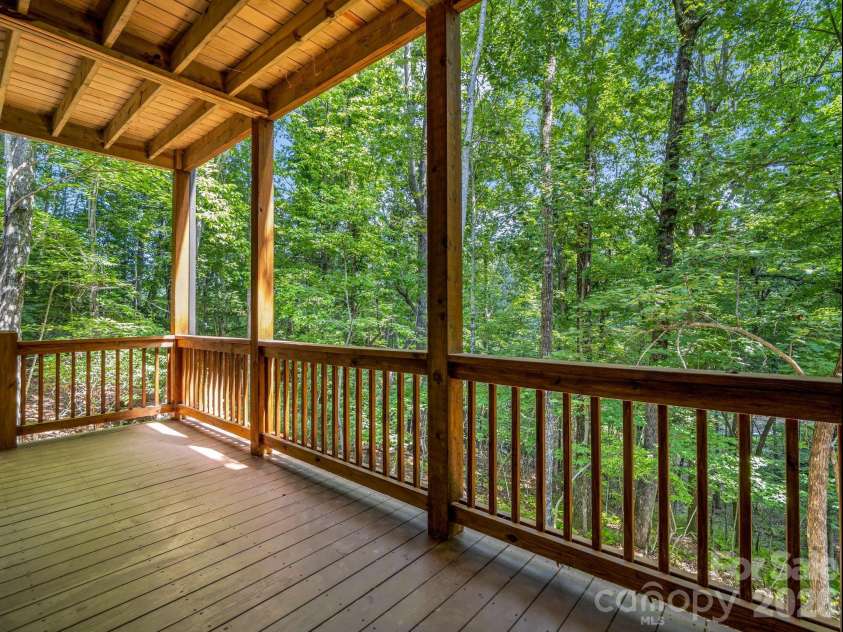 365 Utsonati Lane, Brevard, NC 28712.  MLS# CAR4421033, YatesRealty ID 48562. 