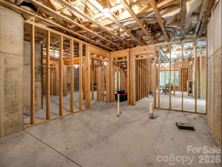 365 Utsonati Lane, Brevard, NC 28712.  MLS# CAR4421033, YatesRealty ID 48562. 