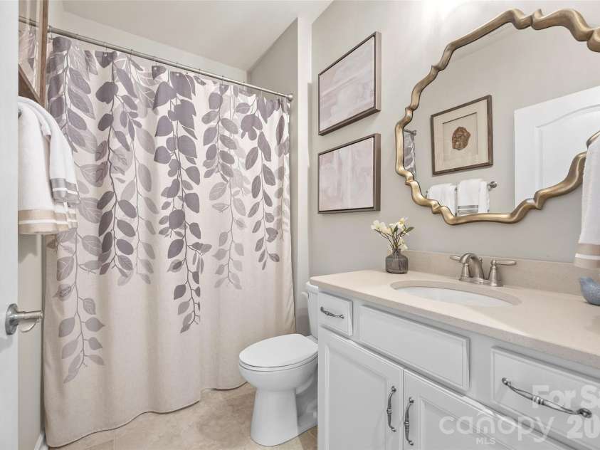 738 Peach Valley Lane, Fort Mill, SC 29715.  MLS# CAR4420430, YatesRealty ID 48565. 2nd Full Bath