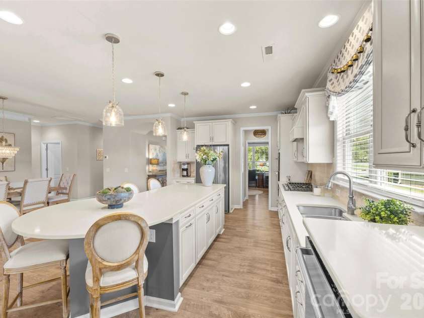 738 Peach Valley Lane, Fort Mill, SC 29715.  MLS# CAR4420430, YatesRealty ID 48565. 