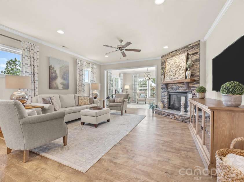 738 Peach Valley Lane, Fort Mill, SC 29715.  MLS# CAR4420430, YatesRealty ID 48565. 
