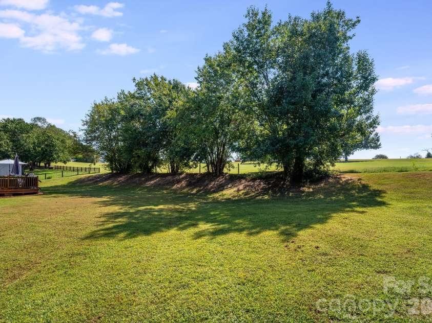3020 Vernell Lane, Shelby, NC 28150.  MLS# CAR4420785, YatesRealty ID 48566. 