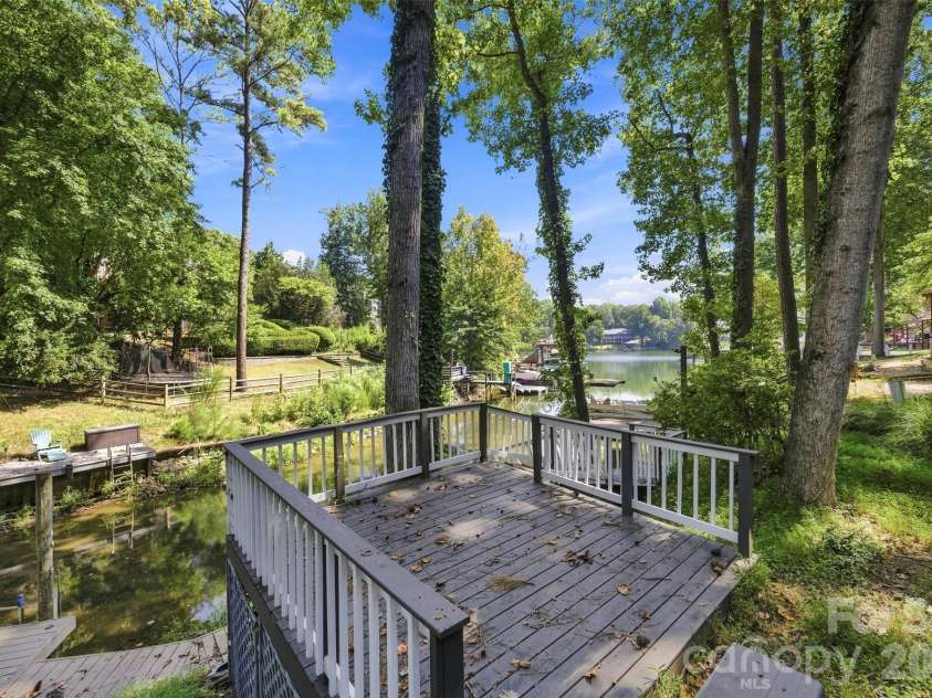 3015 Point Clear Drive, Tega Cay, SC 29708.  MLS# CAR4421189, YatesRealty ID 48568. 