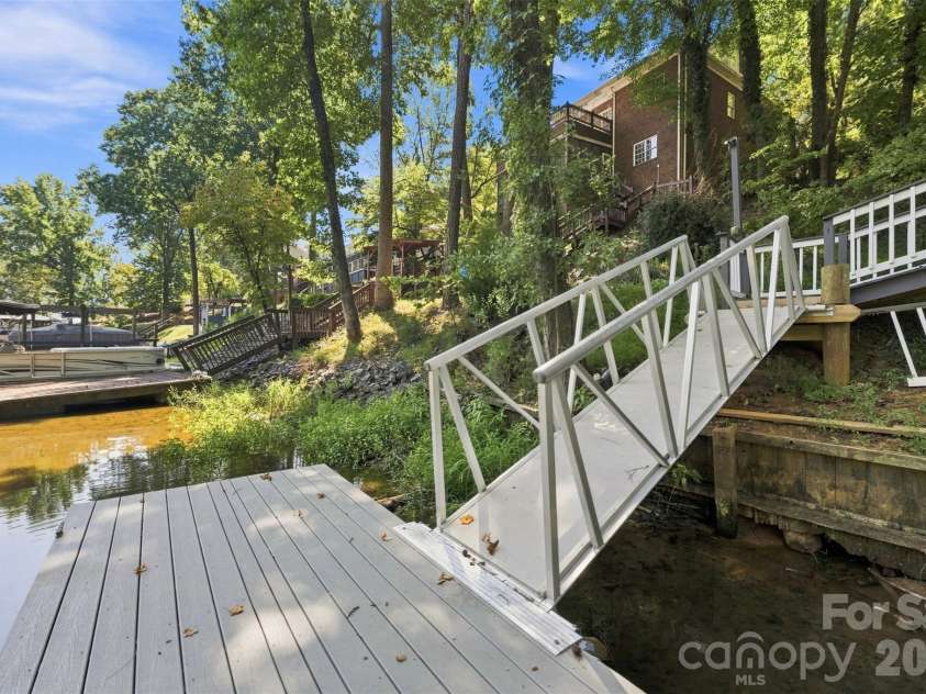 3015 Point Clear Drive, Tega Cay, SC 29708.  MLS# CAR4421189, YatesRealty ID 48568. 