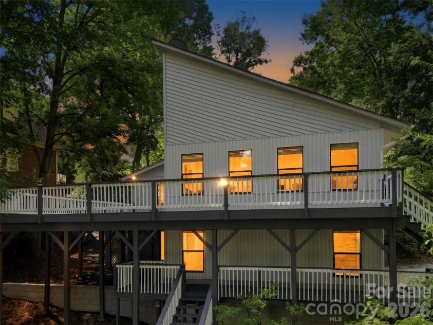 3015 Point Clear Drive, Tega Cay, SC 29708.  MLS# CAR4421189, YatesRealty ID 48568. 