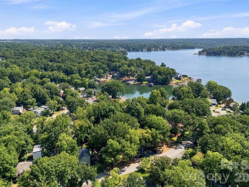 3015 Point Clear Drive, Tega Cay, SC 29708.  MLS# CAR4421189, YatesRealty ID 48568. 