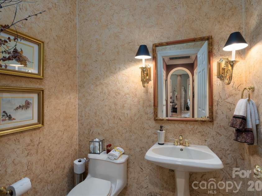 117 Whitley Mill Road, New London, NC 28127.  MLS# CAR4358547, YatesRealty ID 4857. Half Bath